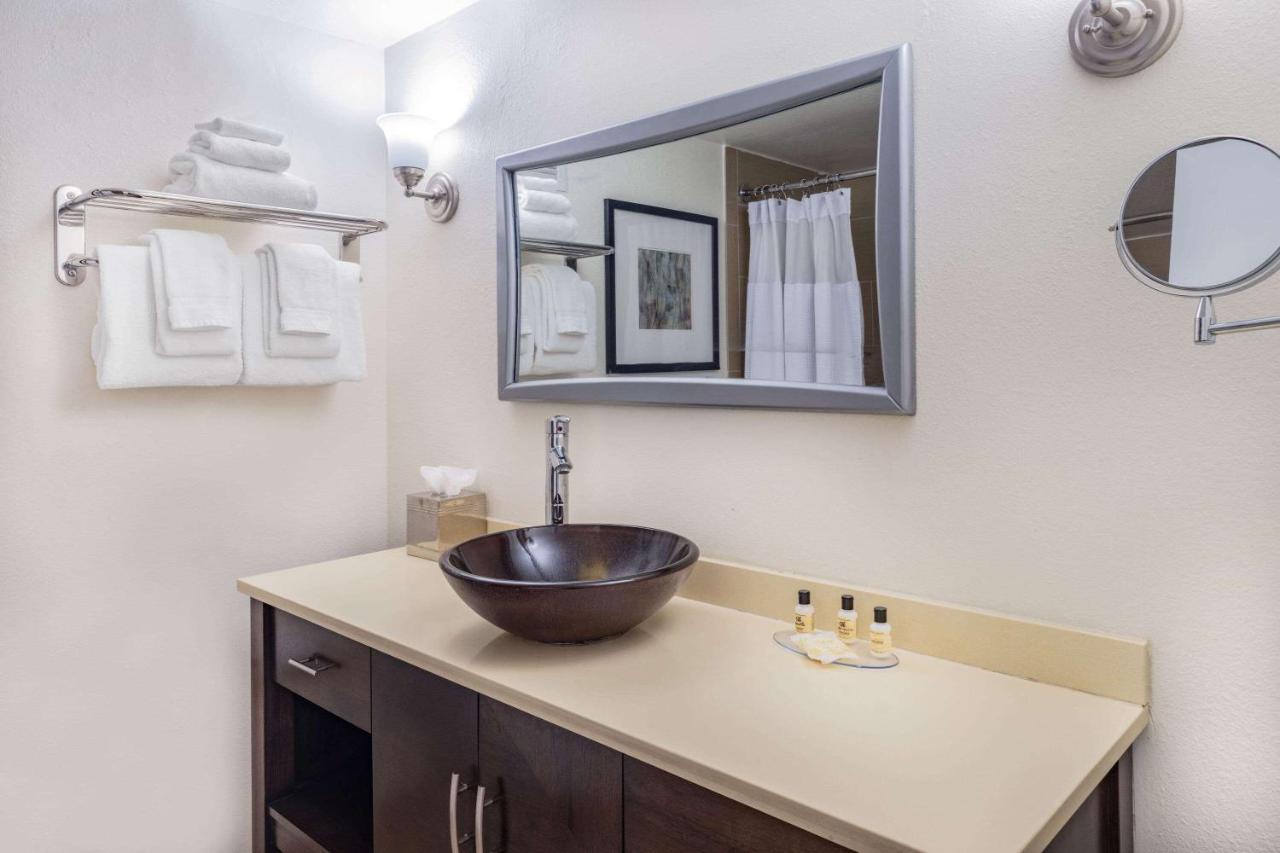 Wyndham Sacramento Hotell Carmichael Exteriör bild