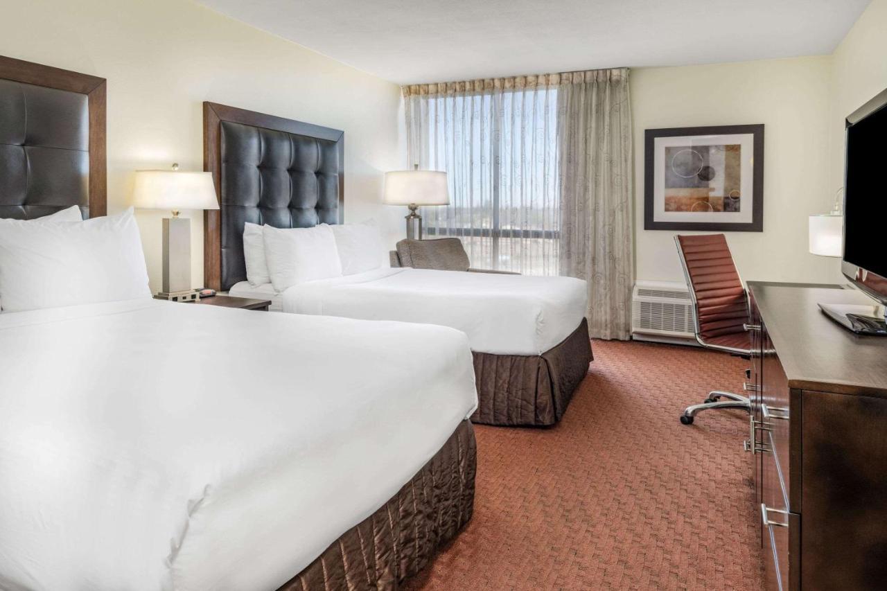 Wyndham Sacramento Hotell Carmichael Exteriör bild