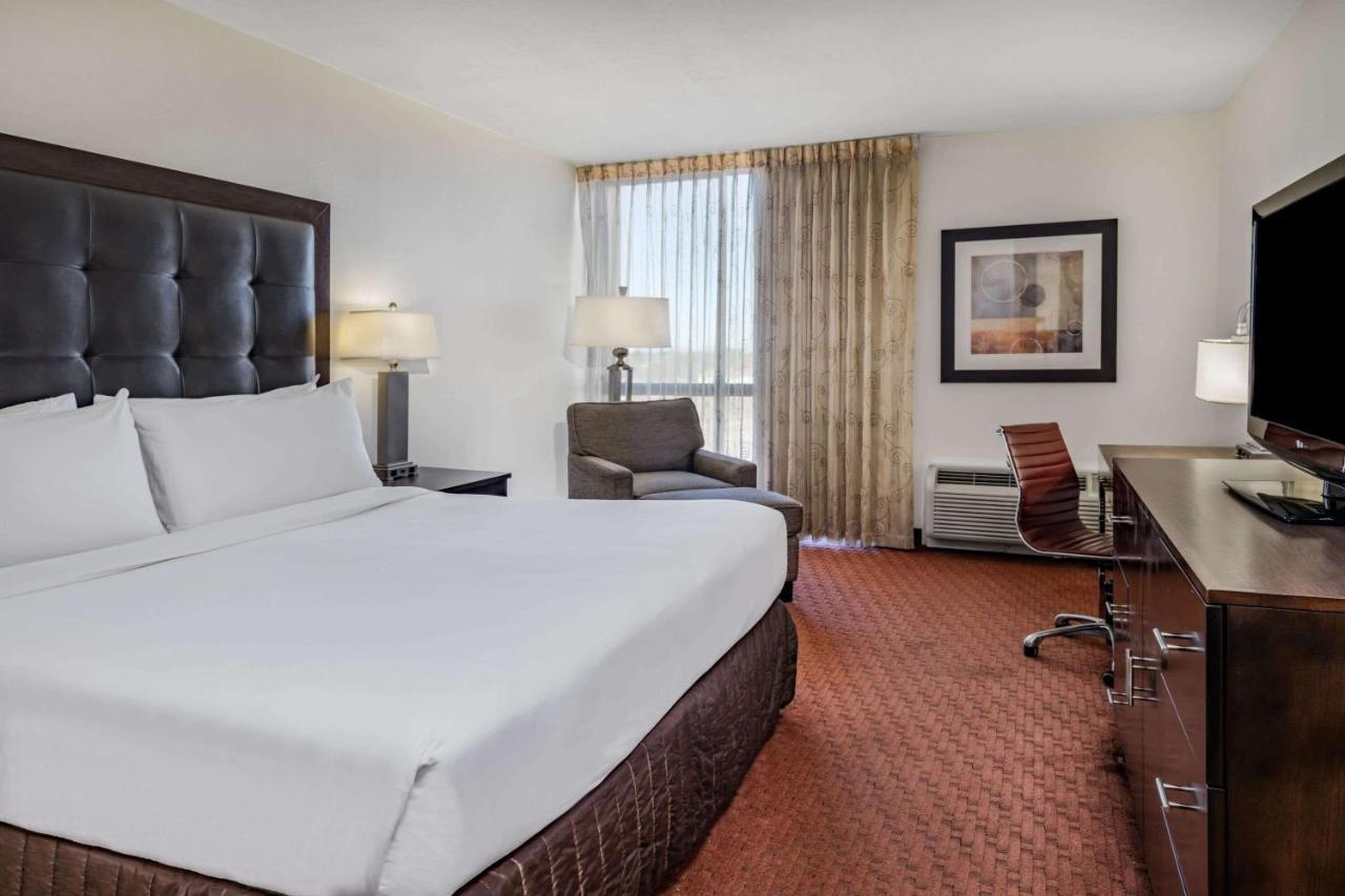 Wyndham Sacramento Hotell Carmichael Exteriör bild